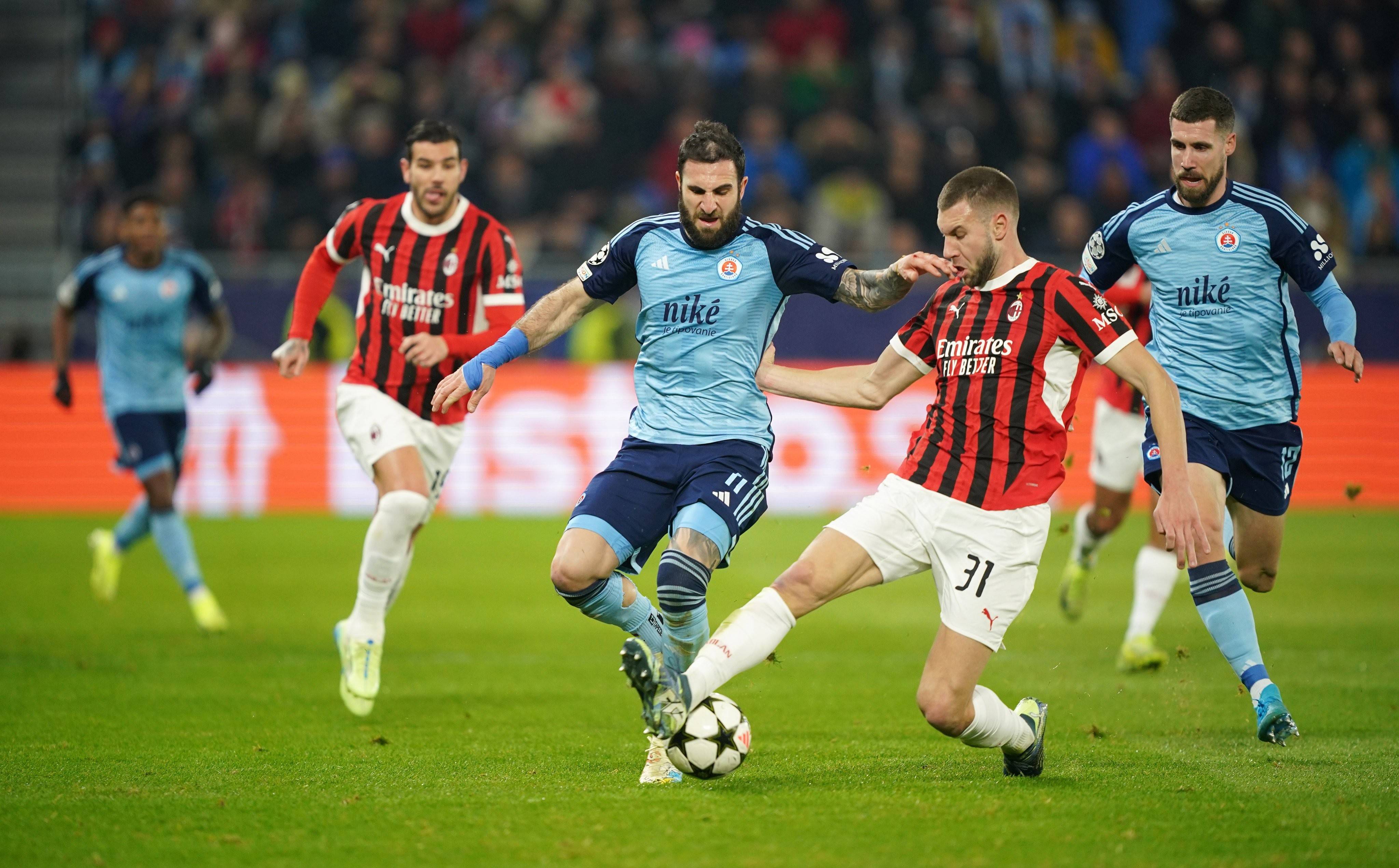 KAIYUN体育平台手机端-包含集结日塞维利亚调整名单以备欧联塞维利亚完成体检备战德甲，媒体一致点评：比利亚雷亚尔围绕法甲外线爆发的词条